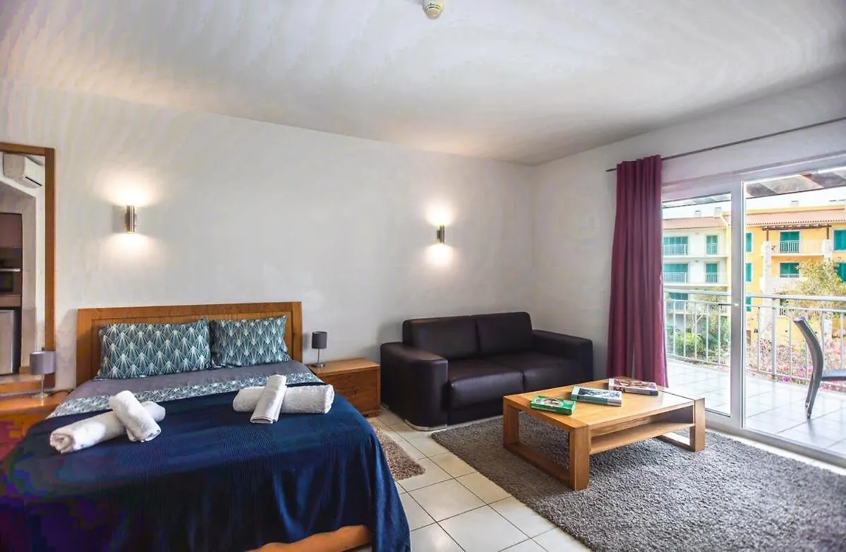 Elegant And Comfortable Studio Santa Maria